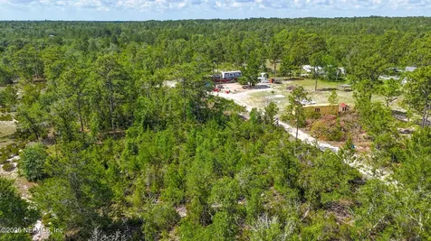 229 Poinciana Drive Interlachen FL 32148