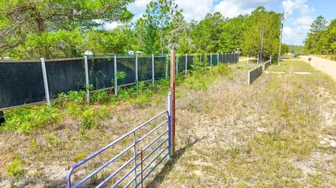 229 Poinciana Drive Interlachen FL 32148