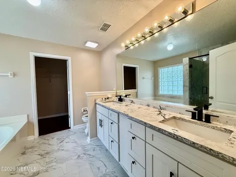 12856 Chets Creek Drive N Jacksonville FL 32224