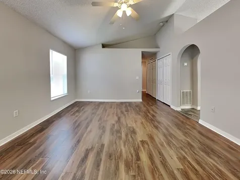 6637 Gentle Oaks Drive E Jacksonville FL 32244