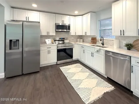 10135 Lakeview Road W Jacksonville FL 32225