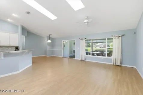 160 Crossroad Lakes Drive Ponte Vedra Beach FL 32082