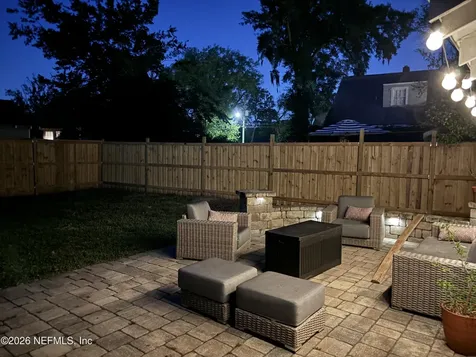 1650 Parrish Place Jacksonville FL 32205