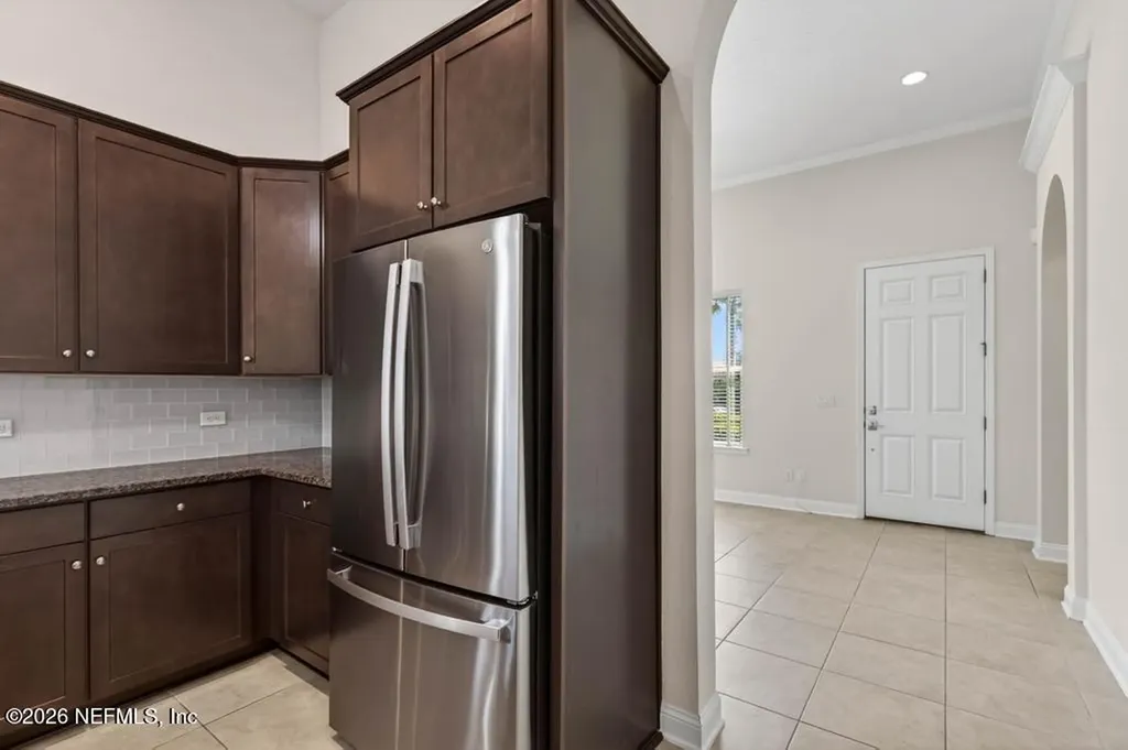 596 Town Plaza Avenue Ponte Vedra FL 32081