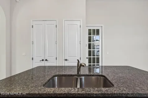 596 Town Plaza Avenue Ponte Vedra FL 32081