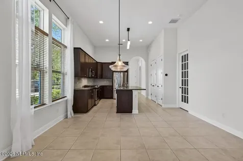 596 Town Plaza Avenue Ponte Vedra FL 32081