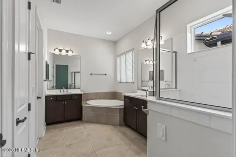 596 Town Plaza Avenue Ponte Vedra FL 32081
