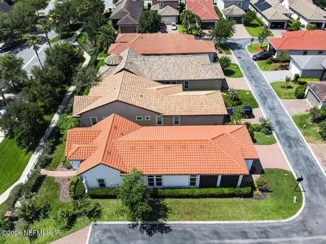 596 Town Plaza Avenue Ponte Vedra FL 32081