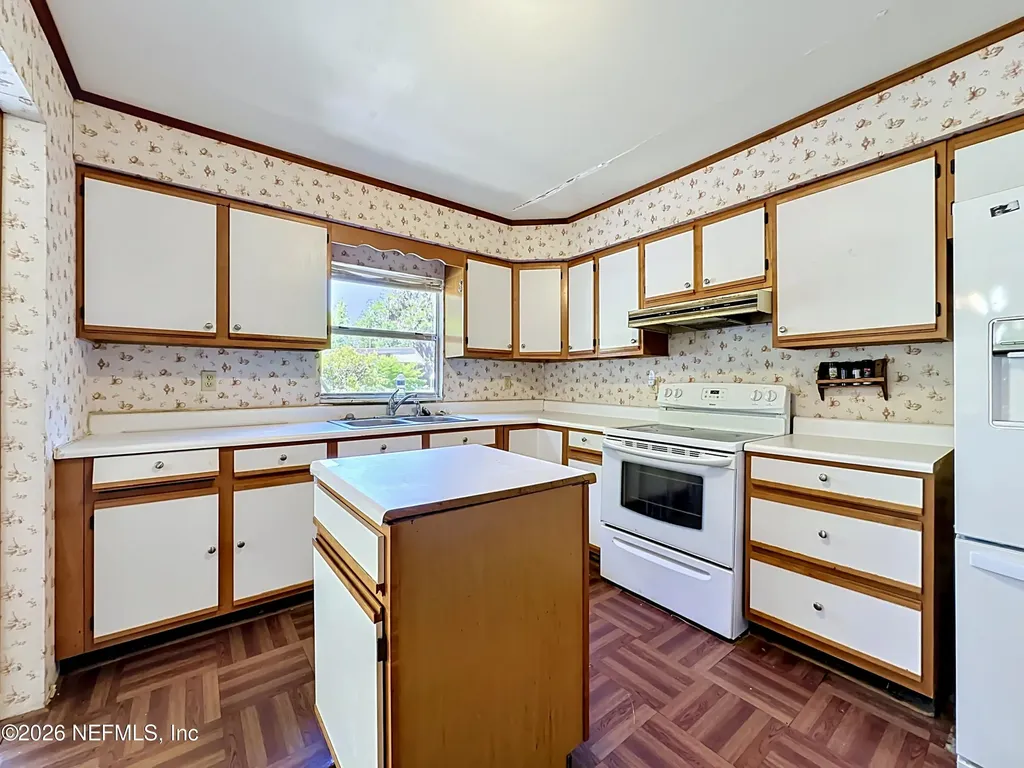 139 Dunn Avenue San Mateo FL 32187