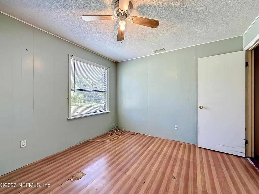 139 Dunn Avenue San Mateo FL 32187