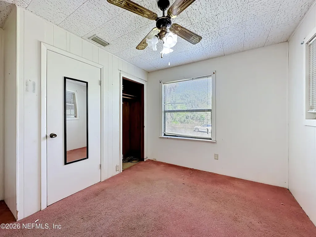 139 Dunn Avenue San Mateo FL 32187