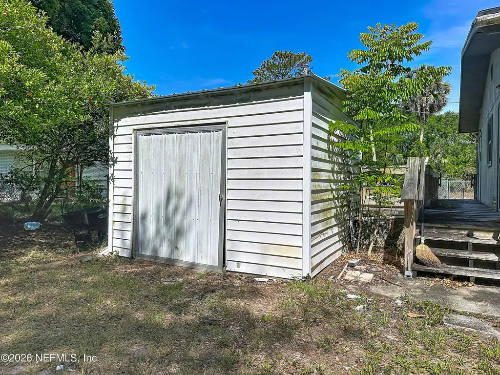 139 Dunn Avenue San Mateo FL 32187