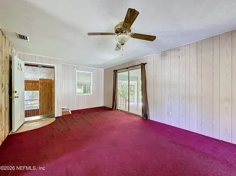 139 Dunn Avenue San Mateo FL 32187