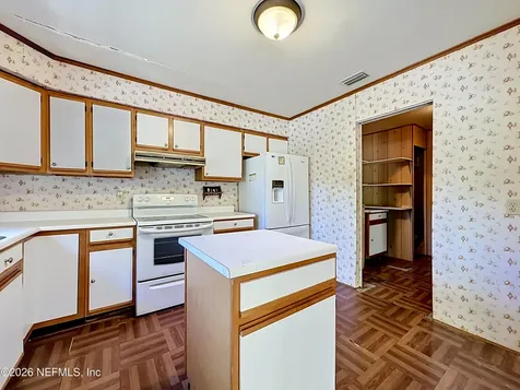 139 Dunn Avenue San Mateo FL 32187