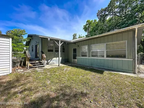 139 Dunn Avenue San Mateo FL 32187