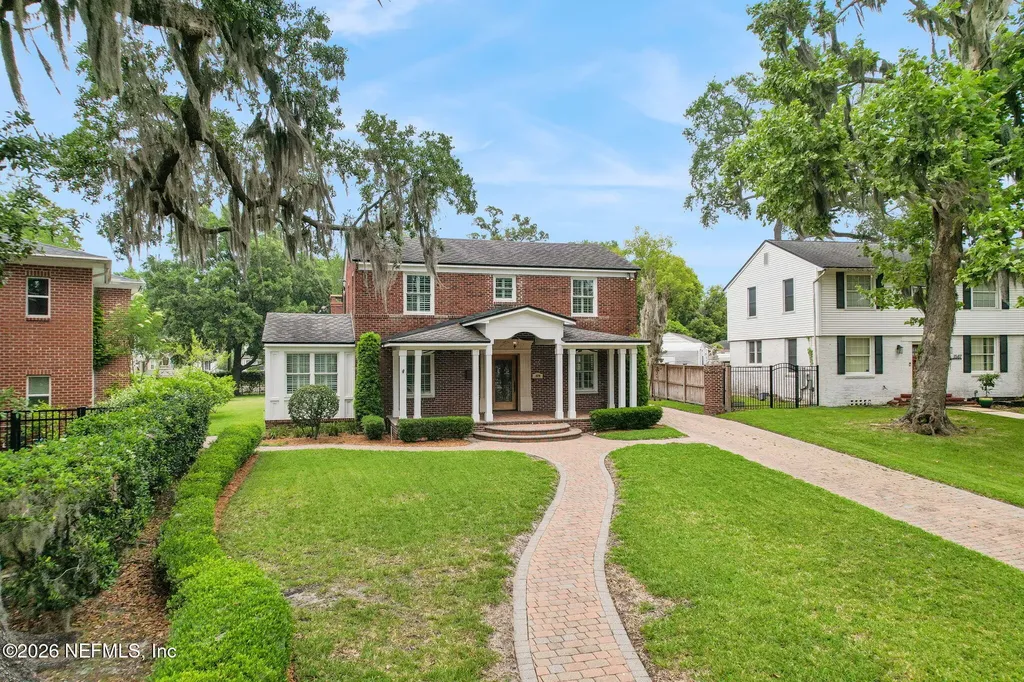 1579 Alexandria Place N Jacksonville FL 32207