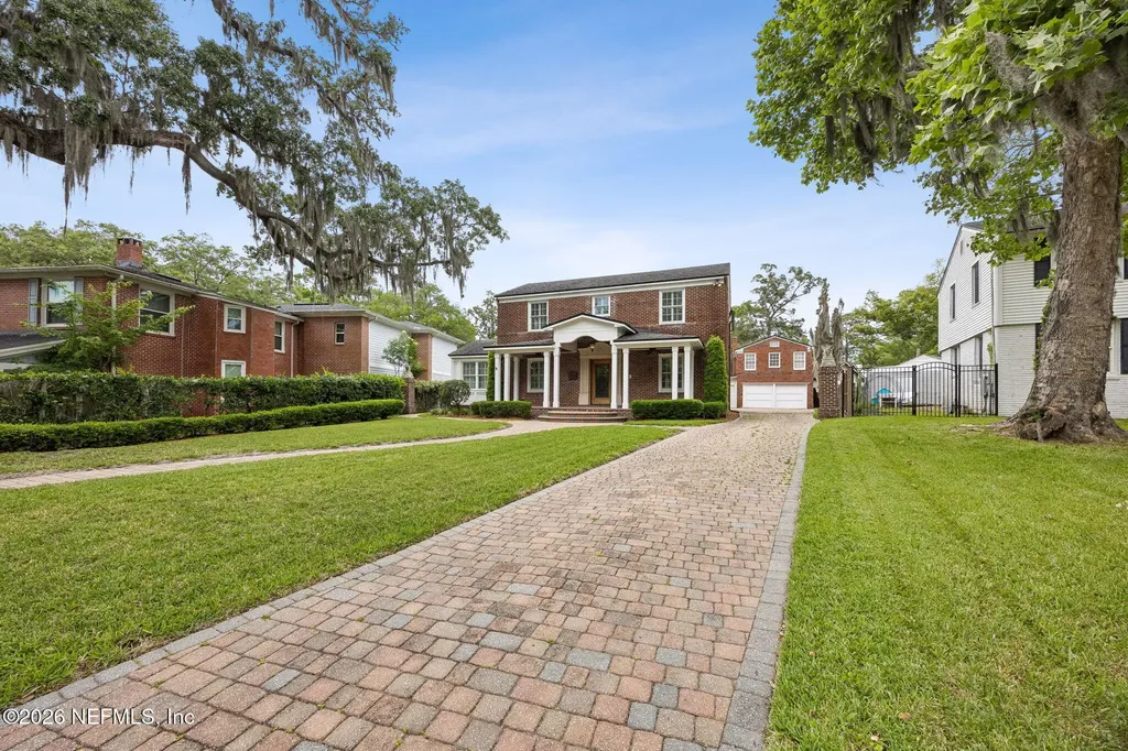 1579 Alexandria Place N Jacksonville FL 32207