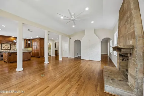 1579 Alexandria Place N Jacksonville FL 32207