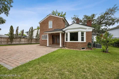 1579 Alexandria Place N Jacksonville FL 32207
