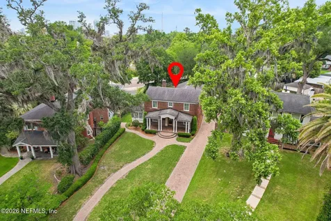 1579 Alexandria Place N Jacksonville FL 32207