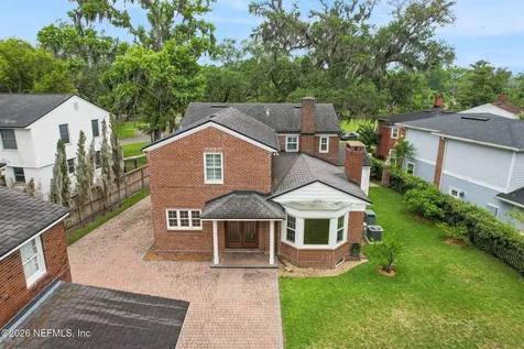 1579 Alexandria Place N Jacksonville FL 32207