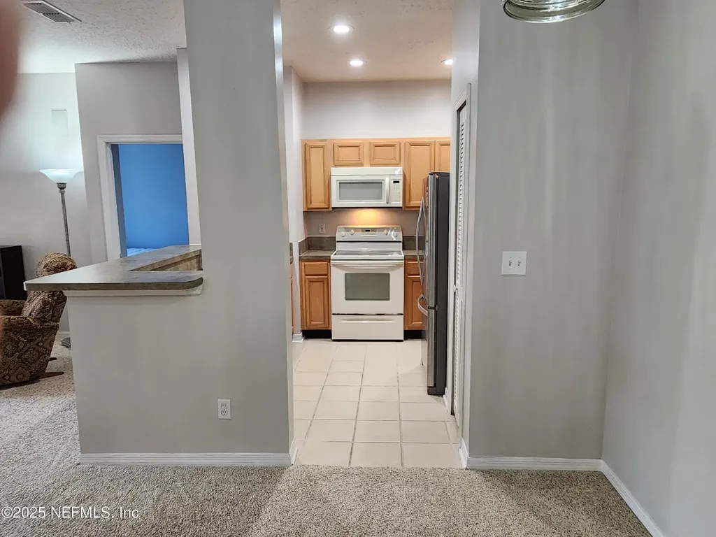 8601 Beach Boulevard Jacksonville FL 32216