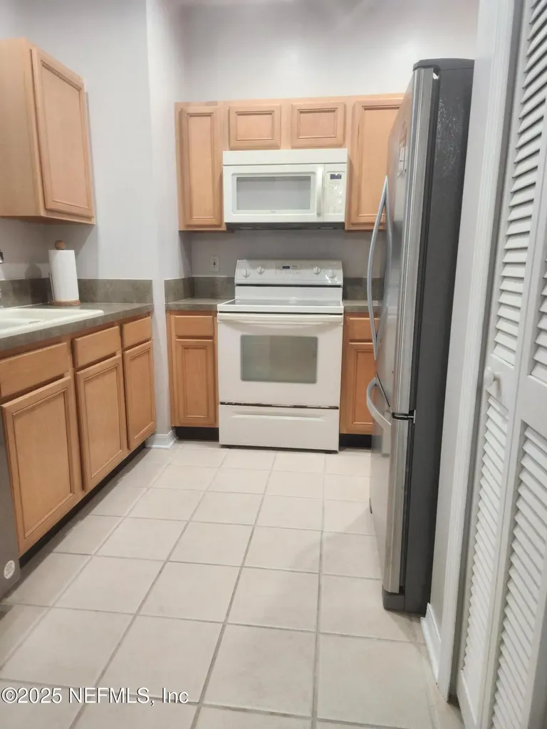 8601 Beach Boulevard Jacksonville FL 32216