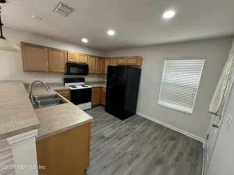 8126 Hilsdale Road Jacksonville FL 32216