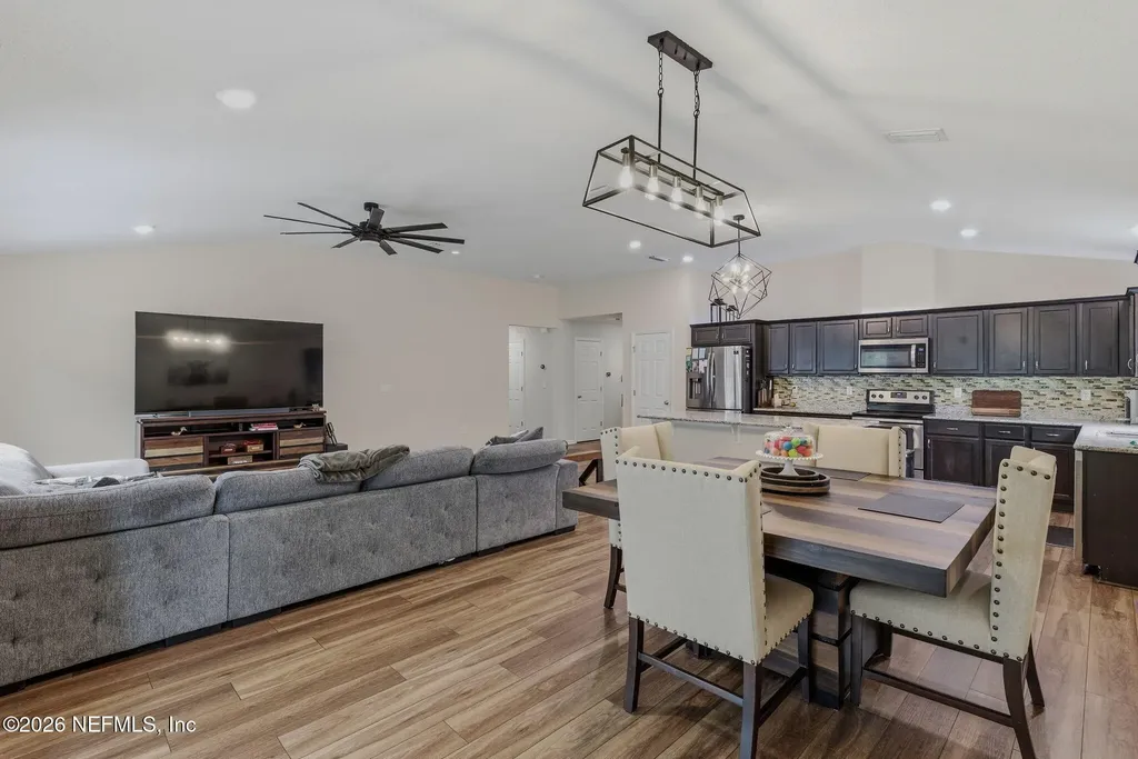 5138 Oak Bend Avenue Jacksonville FL 32257