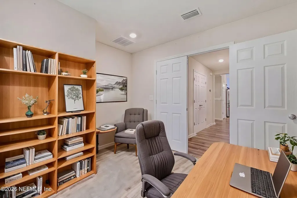 5138 Oak Bend Avenue Jacksonville FL 32257