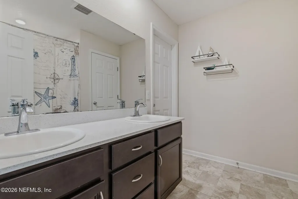 5138 Oak Bend Avenue Jacksonville FL 32257