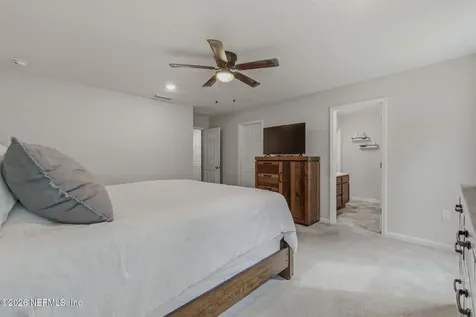 5138 Oak Bend Avenue Jacksonville FL 32257