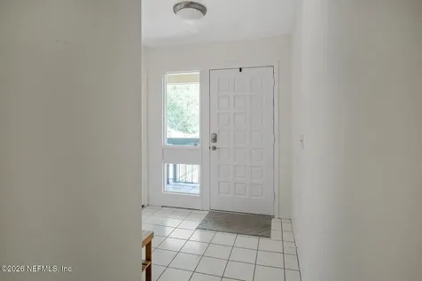 8012 Hollyridge Road Jacksonville FL 32256