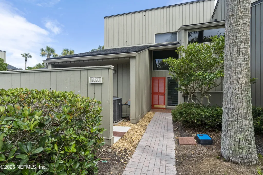9787 Sawgrass Drive E Ponte Vedra Beach FL 32082
