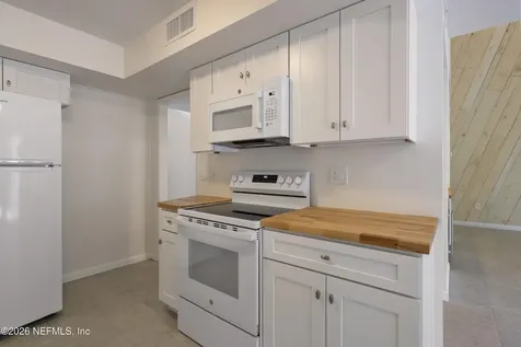 9787 Sawgrass Drive E Ponte Vedra Beach FL 32082