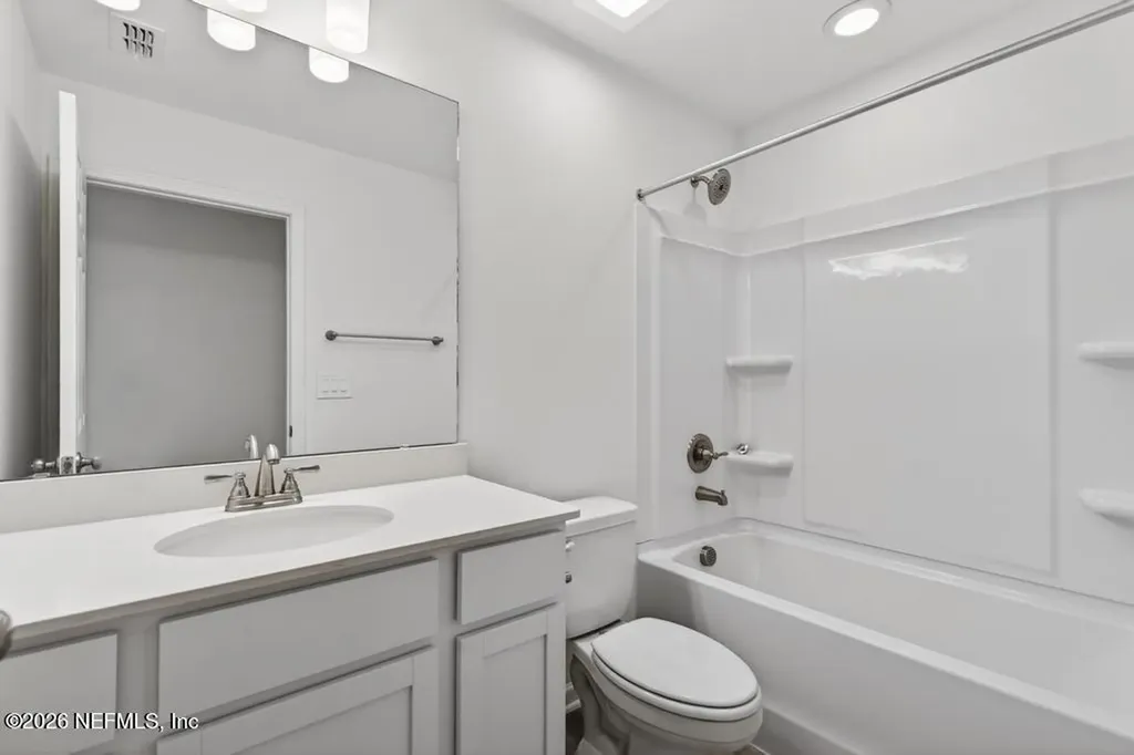 7853 Pipit Avenue Jacksonville FL 32219