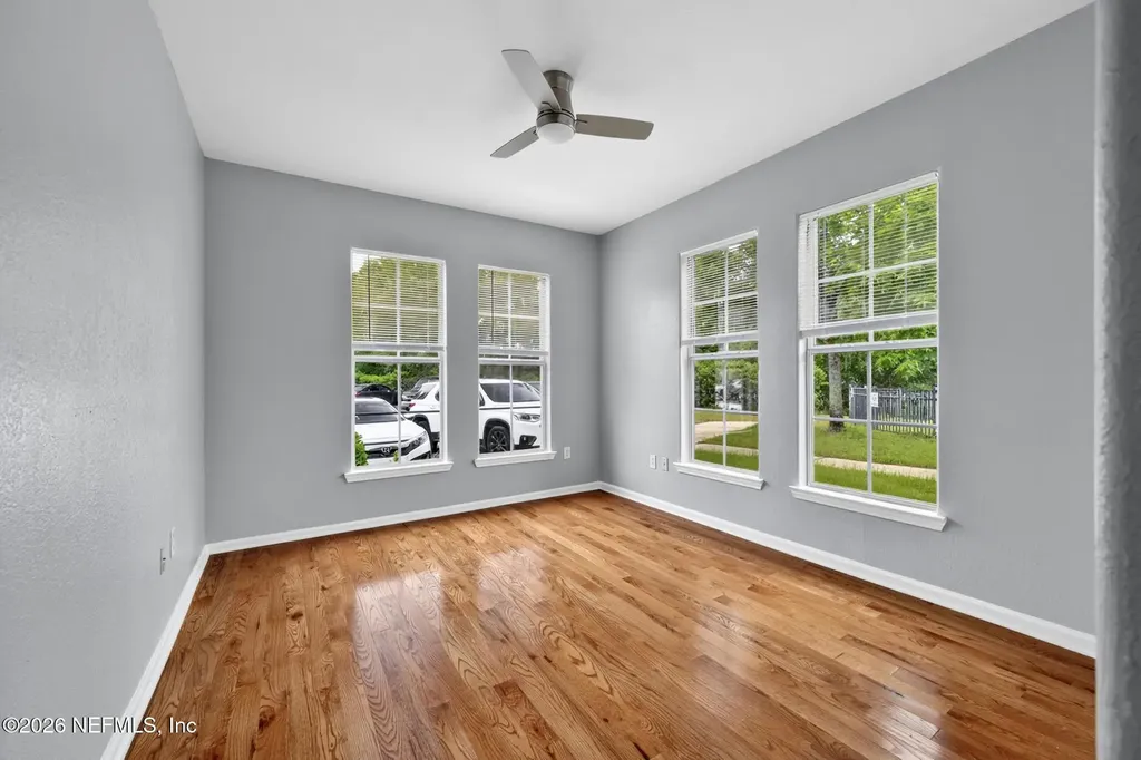 8290 Gate Parkway W Jacksonville FL 32216