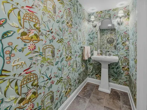4268 Venetia Boulevard Jacksonville FL 32210