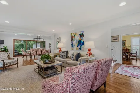 4268 Venetia Boulevard Jacksonville FL 32210