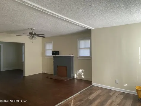 3857 Carmona Street Jacksonville FL 32244