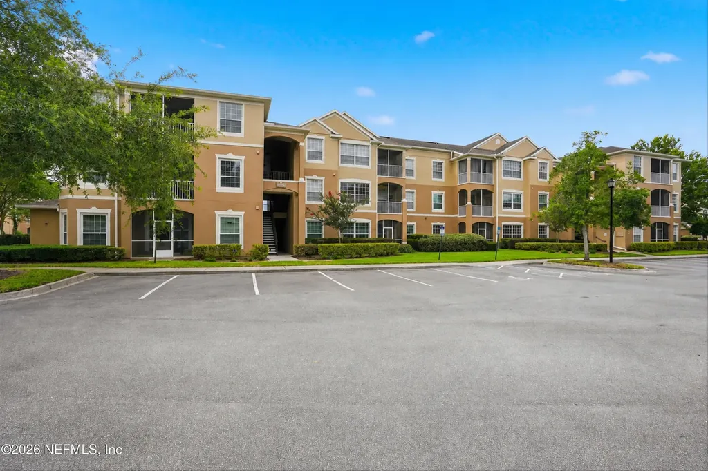 7990 Baymeadows Road E Jacksonville FL 32256