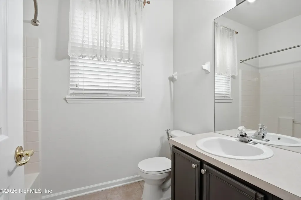 7990 Baymeadows Road E Jacksonville FL 32256