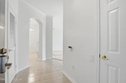 7990 Baymeadows Road E Jacksonville FL 32256