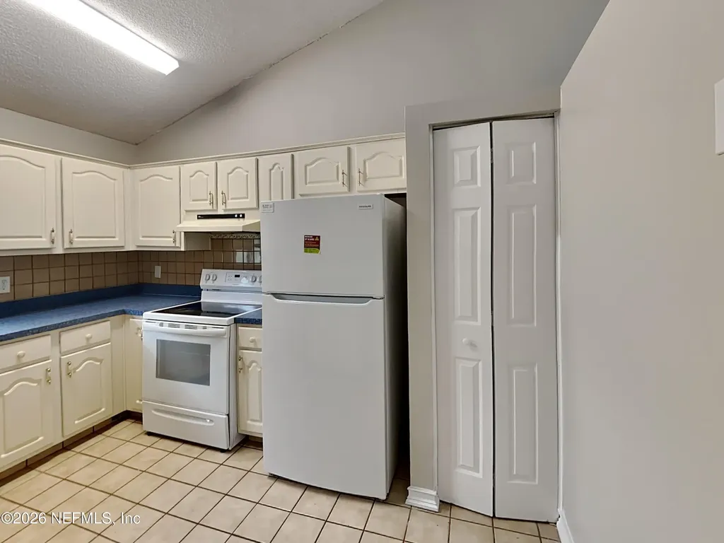 8148 Coralberry Lane W Jacksonville FL 32244