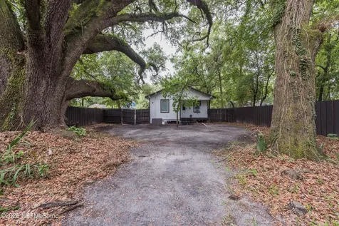 1045 E 11th Street Jacksonville FL 32206