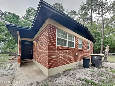 6705 Gaspar Circle E Jacksonville FL 32219