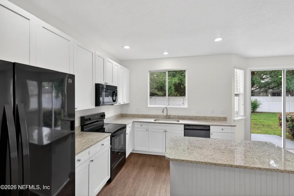 2425 Adams Lake Boulevard Jacksonville FL 32221