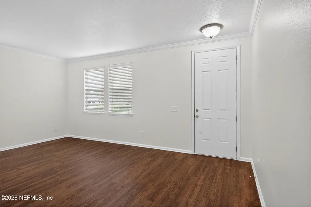 2425 Adams Lake Boulevard Jacksonville FL 32221