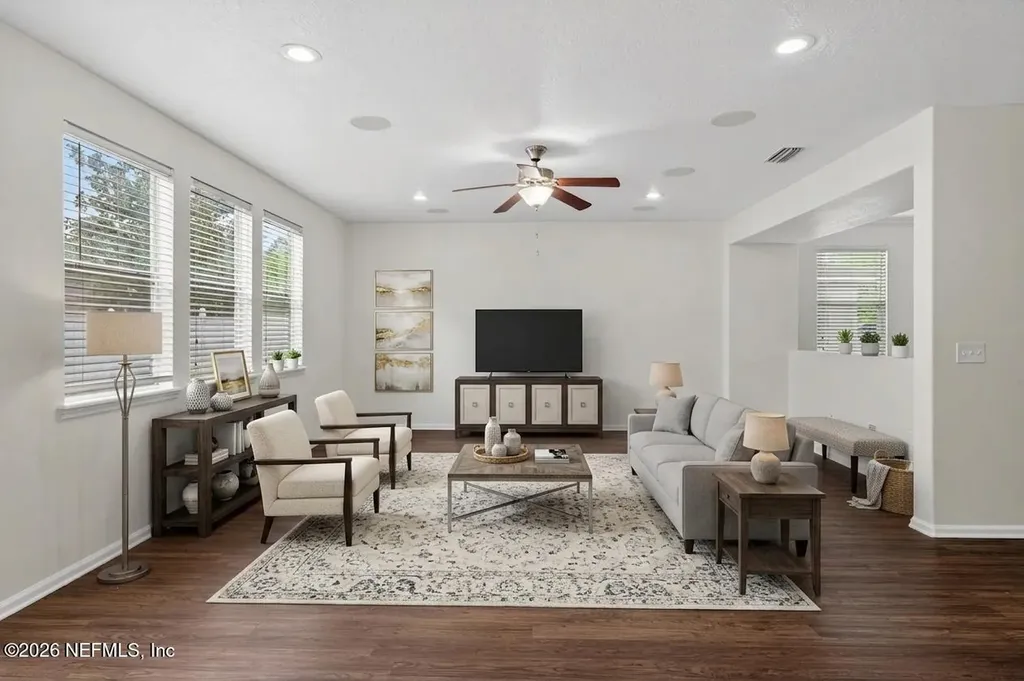2425 Adams Lake Boulevard Jacksonville FL 32221