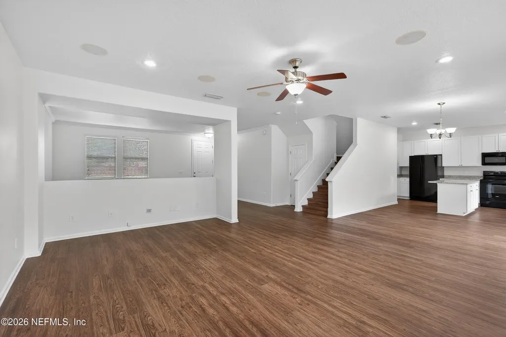 2425 Adams Lake Boulevard Jacksonville FL 32221